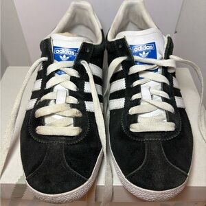 Adidas Gazelles OG Black/White Size 6.5 Women’s/5.5 Men’s